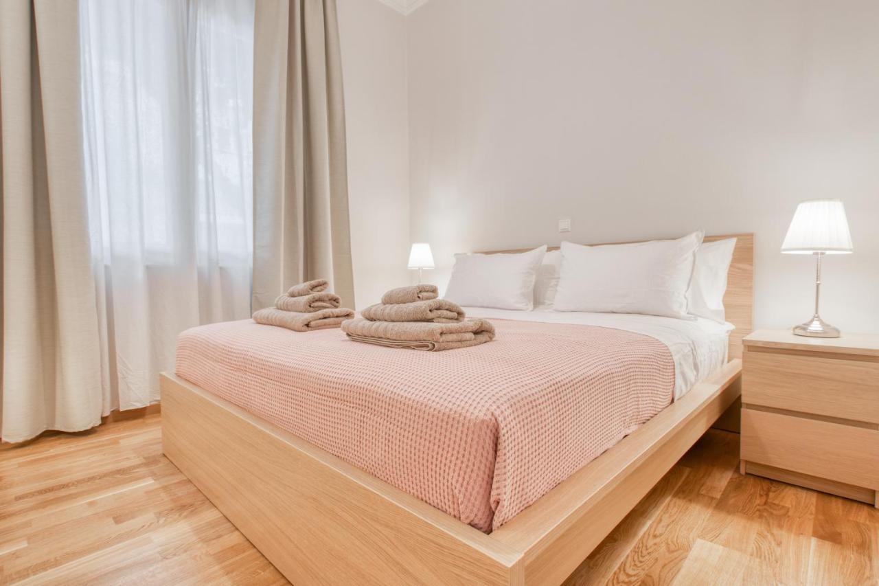 Modern 2-Bedroom Apt, 200M From The Acropolis Athens Exterior photo