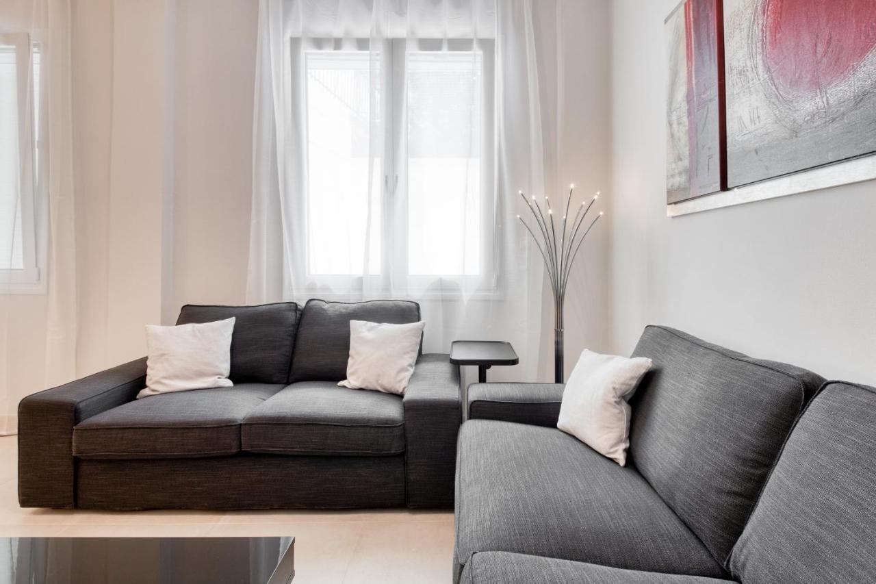 Modern 2-Bedroom Apt, 200M From The Acropolis Athens Exterior photo
