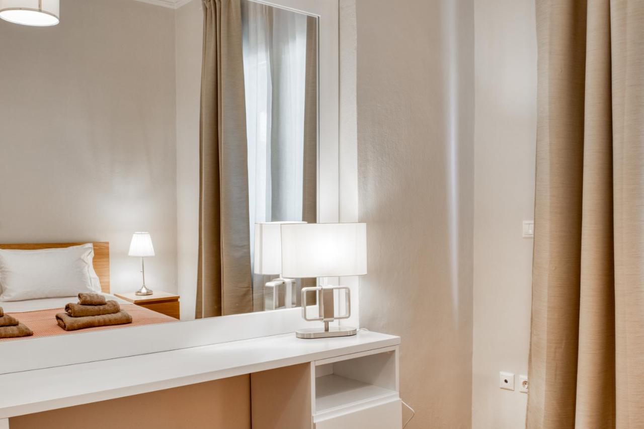 Modern 2-Bedroom Apt, 200M From The Acropolis Athens Exterior photo
